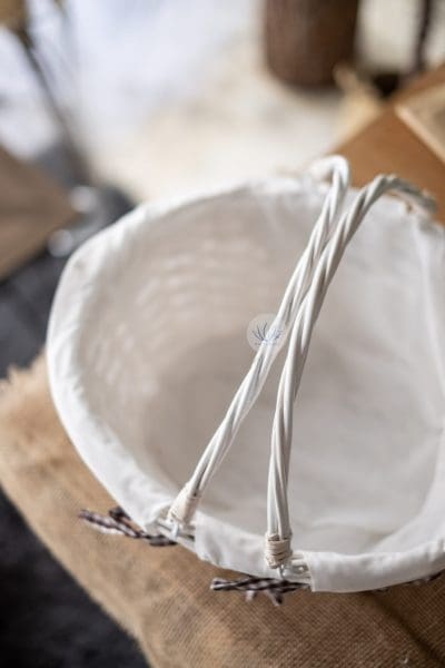 Oval Willow Basket with Cloth BP1265 - Image 3