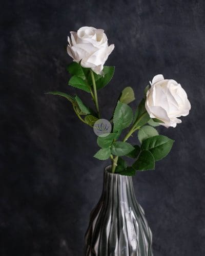 Real Touch Rottland Rose Spray LWR7505