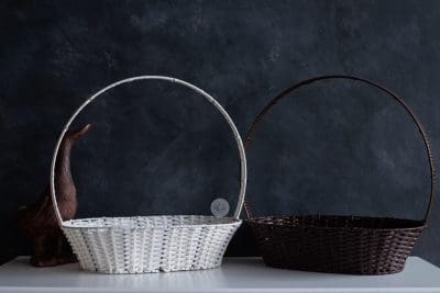 Oval Plastic Basket with Handle WH1306