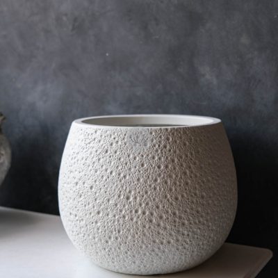 Ceramic Look Plastic Pot BAC3331-01